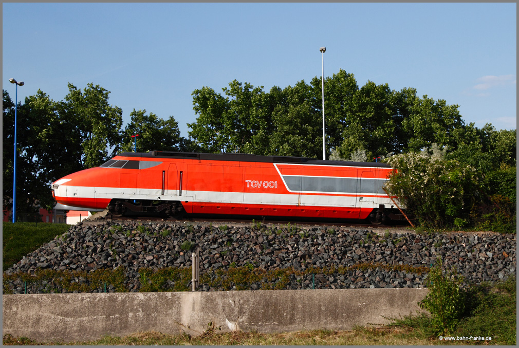 TGV 001